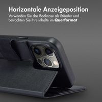 Accezz 2-in-1 Klapphülle aus Leder mit MagSafe Apple iPhone 15 Pro Max - Onyx Black