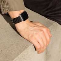 Accezz Nylon Alpine Armband für Apple Watch | 44/45/46/49 mm - Schwarz