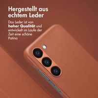 Accezz 2-in-1 Klapphülle aus Leder mit MagSafe Samsung Galaxy S23 - Sienna Brown