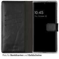 Selencia Echtleder Klapphülle Samsung Galaxy S22 Ultra - Schwarz