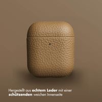 Accezz Echtleder Case  Apple AirPods 1 / 2 - Taupe