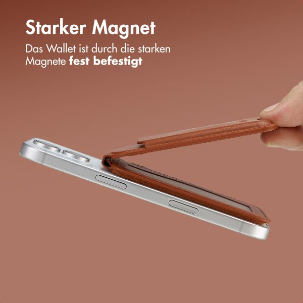 Accezz Leder-Wallet mit Standfunktion - Geeignet für MagSafe und Qi2 - Sienna Brown