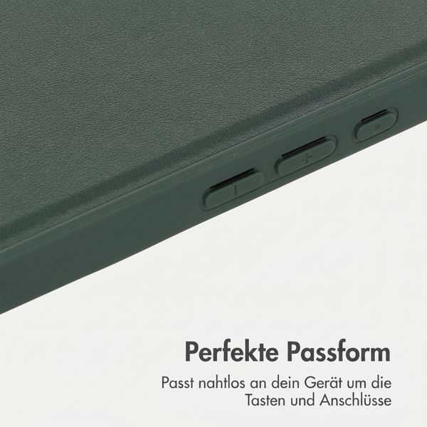 Accezz Backcover mit MagSafe Apple iPhone 16 - Grün