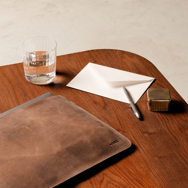 Accezz Leder Laptop Hülle 13 Zoll - Laptop Sleeve - Cognac