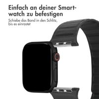 Accezz Magnetisches Echtlederarmband für Apple Watch | 44/45/46/49 mm - Schwarz