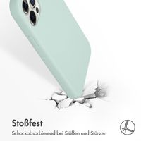 Accezz Liquid Silikoncase Apple iPhone 12 (Pro) - Sky Blue