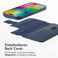 Accezz 2-in-1 Klapphülle aus Leder mit MagSafe Apple iPhone 16 Pro - Nightfall Blue