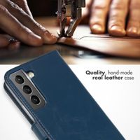 Selencia Echtleder Klapphülle Samsung Galaxy S22 - Blau