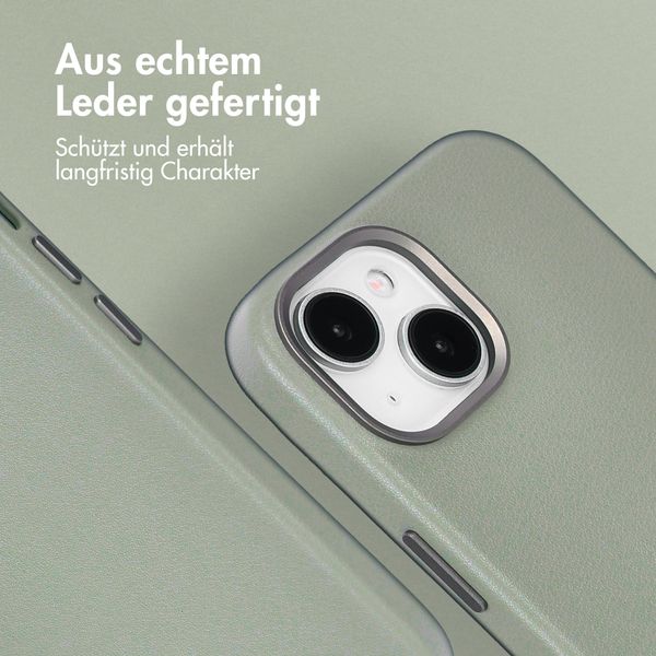 Accezz MagSafe Leather Backcover Apple iPhone 15 - Light Grey