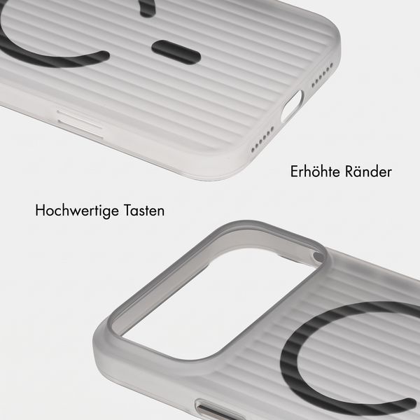 Accezz Lite Backcover mit MagSafe | Fluted | Apple iPhone 18 Pro / 17 Pro - Matte Black
