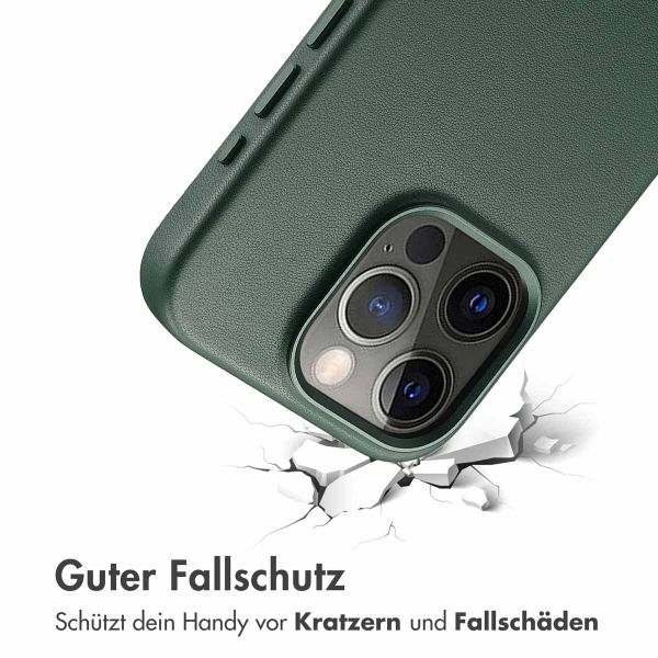 Accezz MagSafe Leather Backcover Apple iPhone 15 Pro - Cedar Green