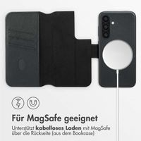 Accezz 2-in-1 Klapphülle aus Leder mit MagSafe Samsung Galaxy S24 - Onyx Black