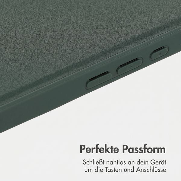 Accezz Backcover mit MagSafe Apple iPhone 17 - Grün