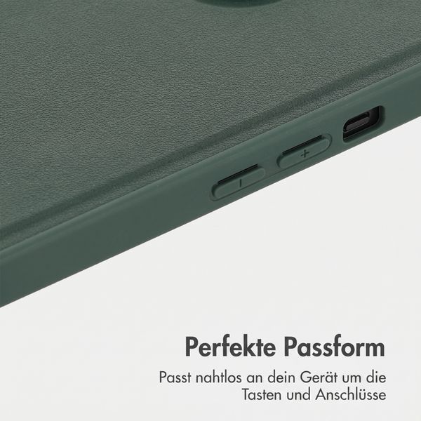 Accezz Backcover mit MagSafe Apple iPhone 15 - Grün