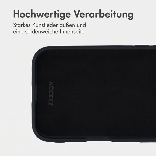 Accezz Backcover mit MagSafe Apple iPhone 15 - Schwarz